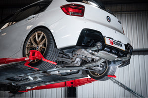 Scorpion cat-back udstødning til BMW M135i F20/F21 med ventiler, Daytona, set fra siden