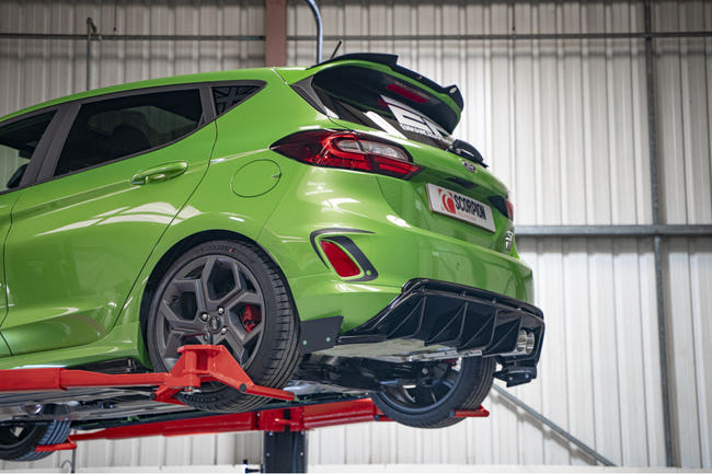 Scorpion GPF-back udstødning til Ford Fiesta ST MK8.5 med ventiler, set fra siden