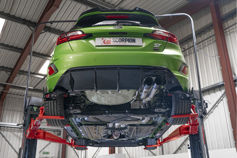 Scorpion GPF-back udstødning til Ford MK8 med ventiler, Daytona Ceramic, set nedefra
