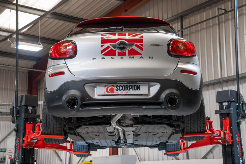 Scorpion cat-back udstødning til Mini Countryman – ikke-resoneret, Daytona, set bagfra