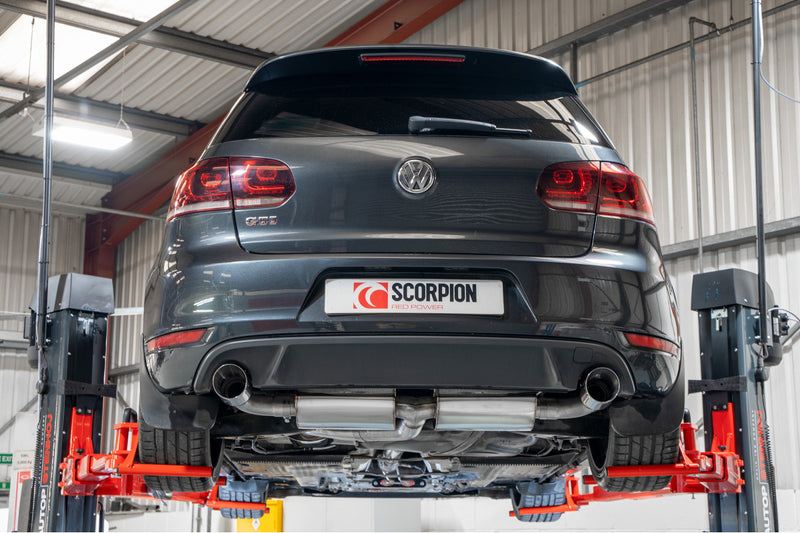 Scorpion cat-back udstødning til VW MK6 Golf GTI – resoneret, Daytona, set bagfra