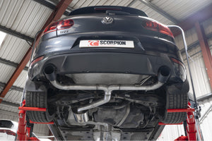 Scorpion cat-back udstødning til VW MK6 Golf GTI – resoneret, Daytona Ceramic, set nedefra