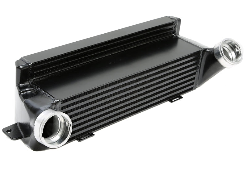 TA-Technix Intercooler BMW X1 – Sølv intercooler bred fra siden