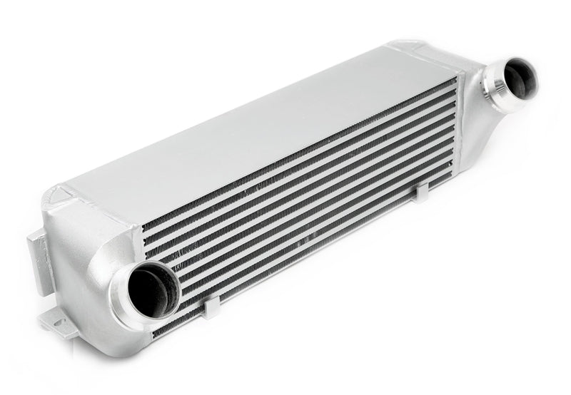 TA-Technix Intercooler - BMW 4-Serie F32 – Sølv intercooler med tilslutningsdele øverst