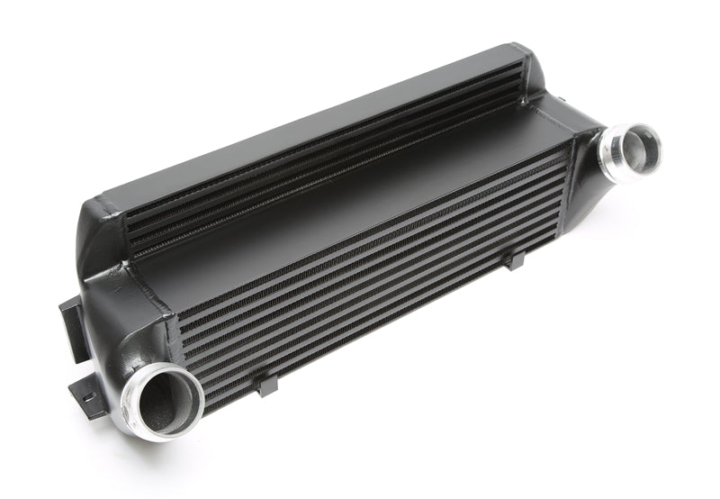 TA-Technix Intercooler BMW 1-Serie F20,F21 – Sort intercooler kantet med tilslutninger