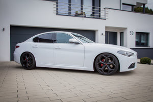 Alfa-Romeo Giulia type 952 med KW-undervogn