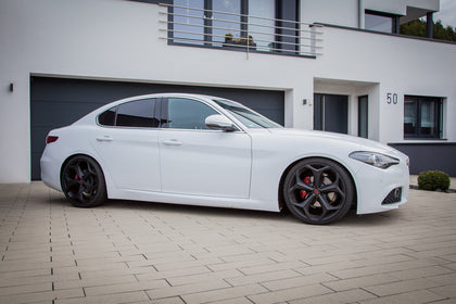 Alfa-Romeo Giulia type 952 med KW-undervogn