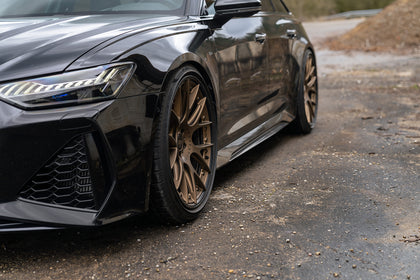Audi RS6 type F2 C8 med KW-undervogn