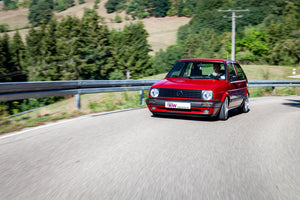 VW Golf II med KW-undervogn
