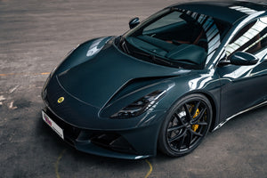 Lotus Emira V6 med KW-undervogn