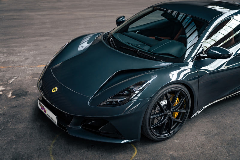 Lotus Emira V6 med KW-undervogn