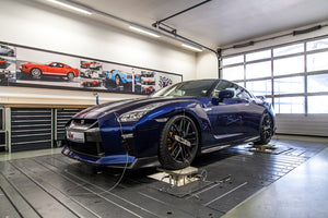 Nissan GTR type R35 Modell 2017 med KW-undervogn