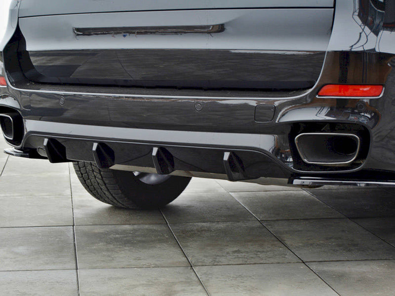 Maxton rear valance til BMW X5 F15 M-PACK – blank sort – billede 2 af 2