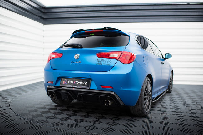 Maxton Rear Valance Alfa Romeo Giulietta Facelift (Exhaust On Both Sides Version) - Gloss Black
