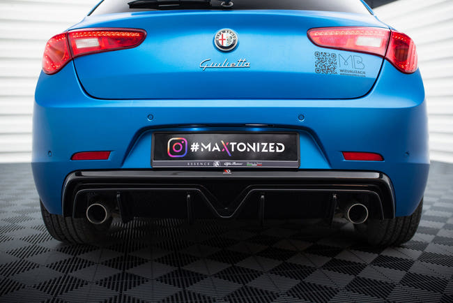 Maxton Rear Valance Alfa Romeo Giulietta Facelift (Exhaust On Both Sides Version) - Gloss Black