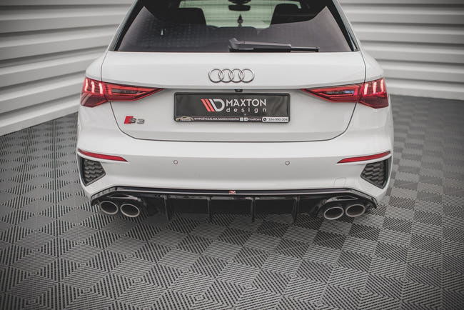 Maxton rear valance til Audi S3 Sportback 8Y – blank sort – billede 1 af 7