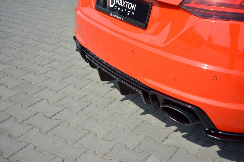 Maxton rear valance til Audi TT RS 8S – blank sort – billede 2 af 5