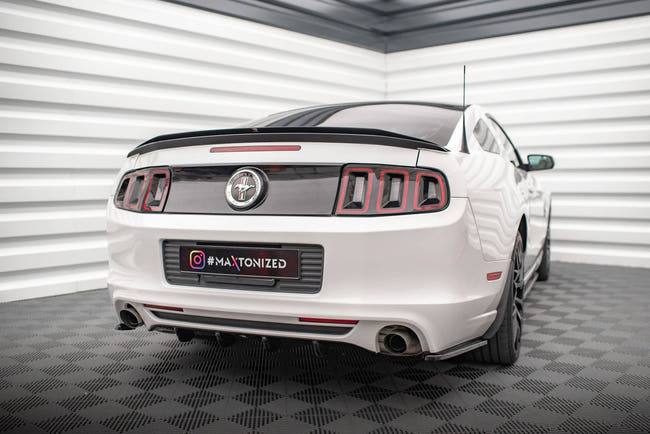 Maxton rear valance til Ford Mustang Mk5 Facelift – blank sort – billede 1 af 7