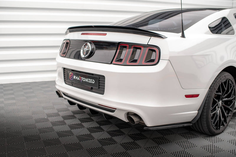 Maxton rear valance til Ford Mustang Mk5 Facelift – blank sort – billede 4 af 7