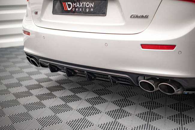 Maxton rear valance til Maserati Ghibli Mk3 – blank sort – billede 2 af 4