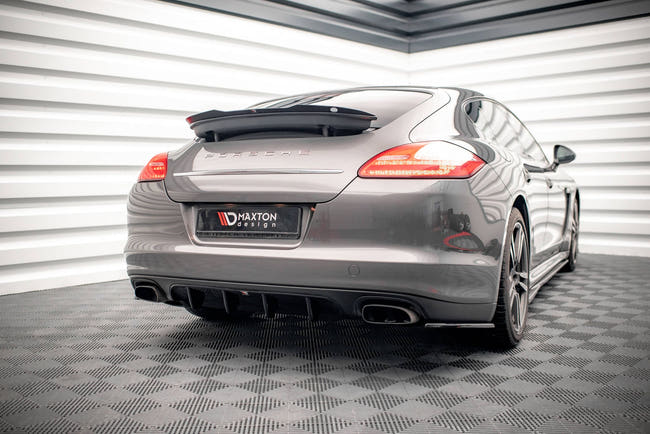 Maxton rear valance til Porsche Panamera / Panamera Diesel 970 – blank sort – billede 1 af 7