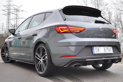 Maxton rear valance til Seat Leon Cupra Mk3 Facelift Hatchback – blank sort – billede 4 af 4