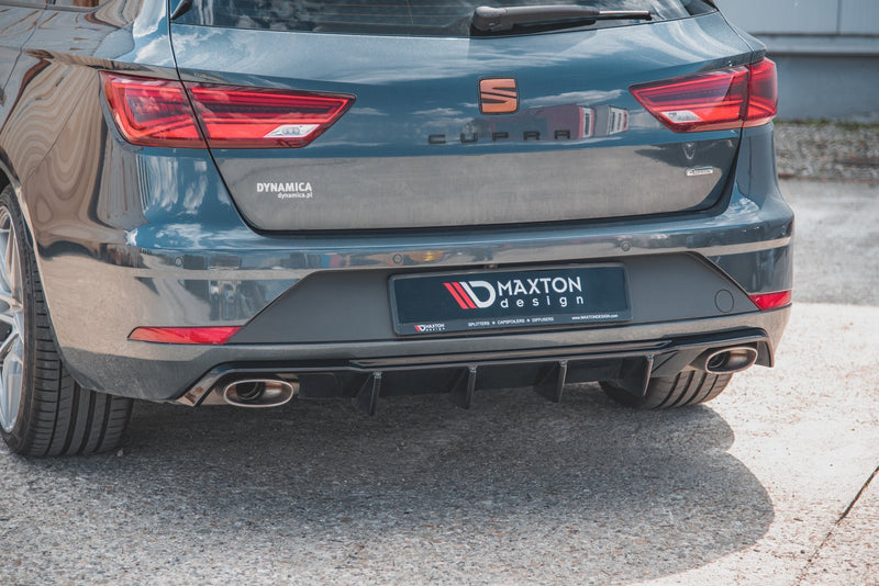 Maxton rear valance til Seat Leon Cupra ST Mk3 Facelift – blank sort – billede 6 af 9