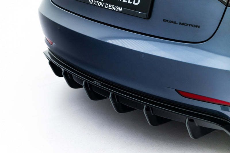 Maxton Rear Valance V.2 Tesla Model 3