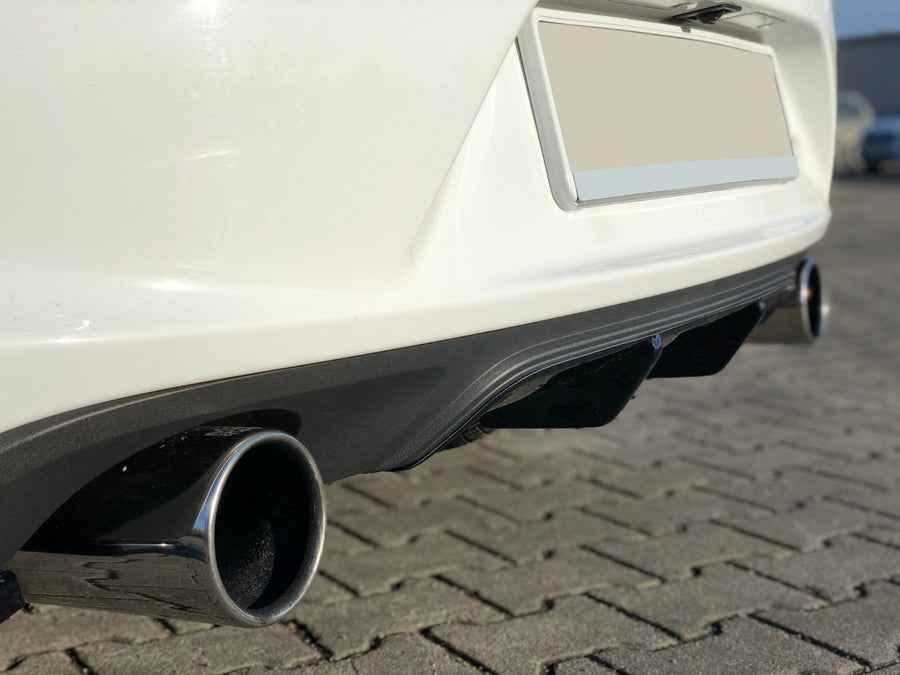 Maxton rear valance til Opel Astra K OPC-LINE – blank sort – billede 1 af 4