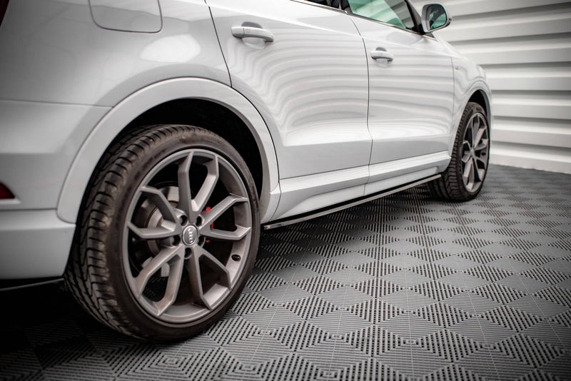 Maxton sideskørter til Audi Q3 Sport 8U Facelift – blank sort – billede 1 af 6
