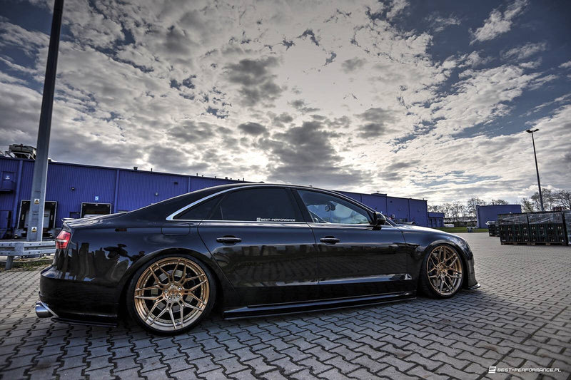 Maxton sideskørter til Audi S8 D4 Facelift – blank sort – billede 1 af 3