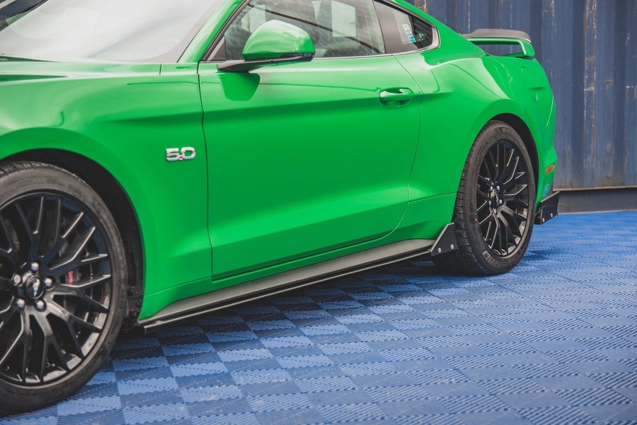 Maxton sideskørter til Ford Mustang GT Mk6 Facelift – blank sort – billede 1 af 6