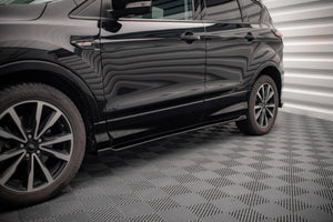 Maxton Side Skirts Diffusers Ford Escape St-Line Mk3 - Gloss Black