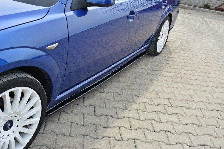 Maxton sideskørter til Ford Mondeo Mk3 ST220 – blank sort – billede 1 af 5