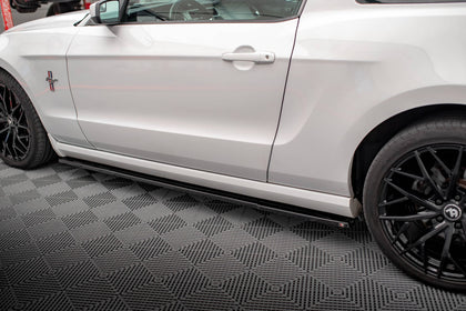 Maxton Side Skirts Diffusers Ford Mustang Mk5 Facelift - Gloss Black