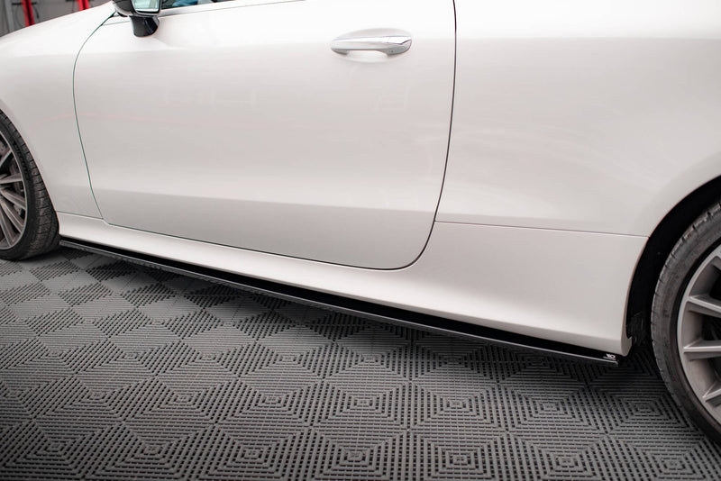 Maxton sideskørter til Mercedes-Benz E-Class W213 Coupe (C238) / Cabriolet (A238) AMG-Line / 53 AMG – blank sort – billede 4 af 7
