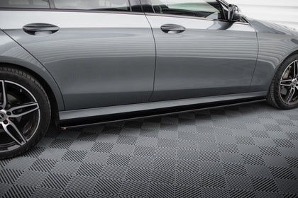 Maxton sideskørter til Mercedes-Benz E43 AMG / AMG-Line Sedan / Estate W213 / S213 – blank sort – billede 2 af 5