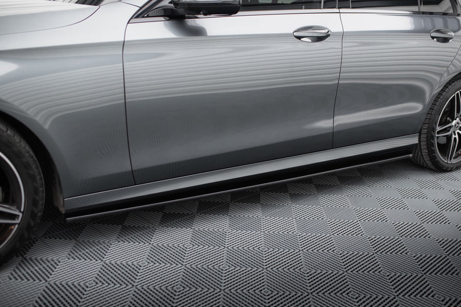 Maxton sideskørter til Mercedes-Benz E43 AMG / AMG-Line Sedan / Estate W213 / S213 – blank sort – billede 1 af 5