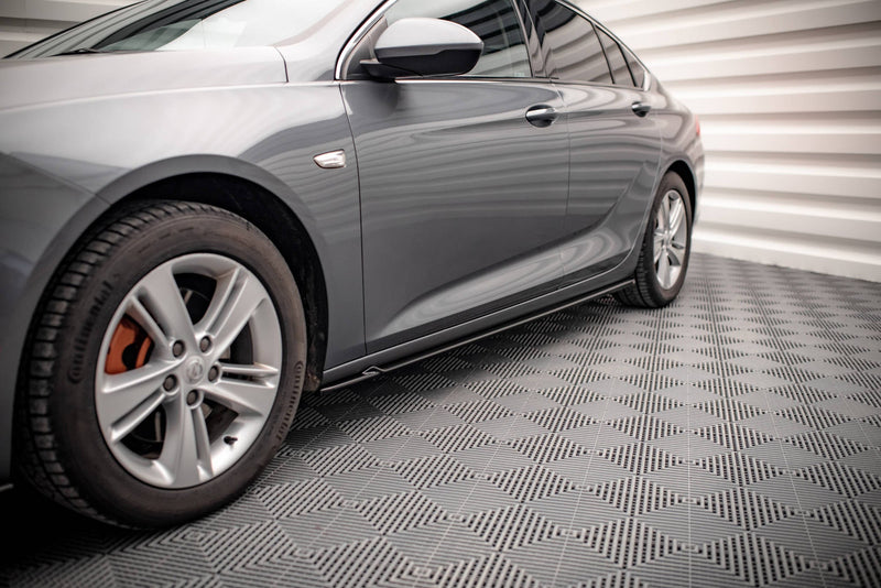 Maxton sideskørter til Opel Insignia Mk2 – blank sort – billede 1 af 6