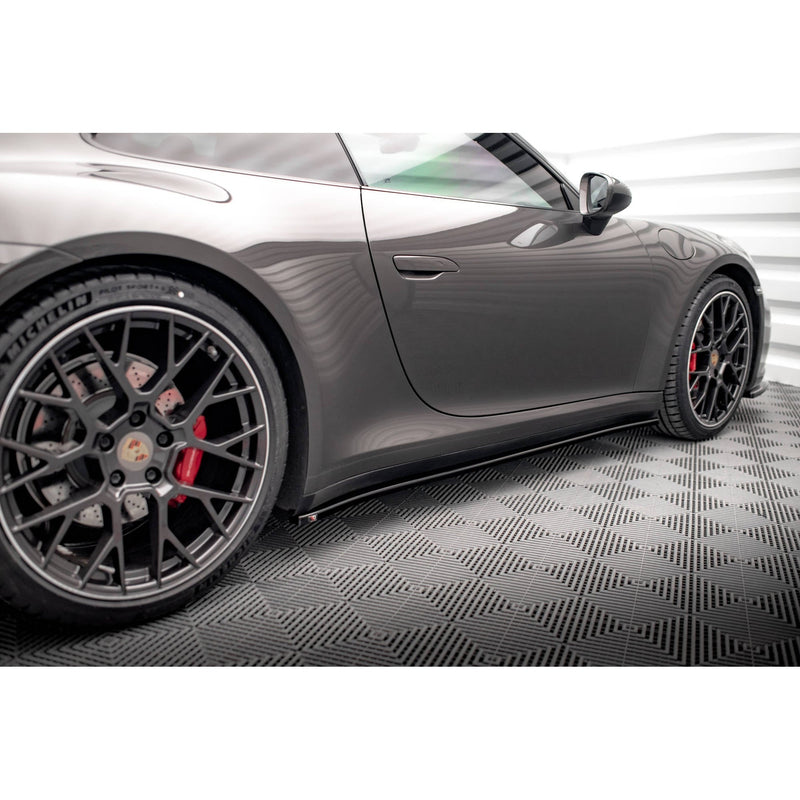 Maxton sideskørter til Porsche 911 Carrera 4S 992 – blank sort – billede 2 af 5