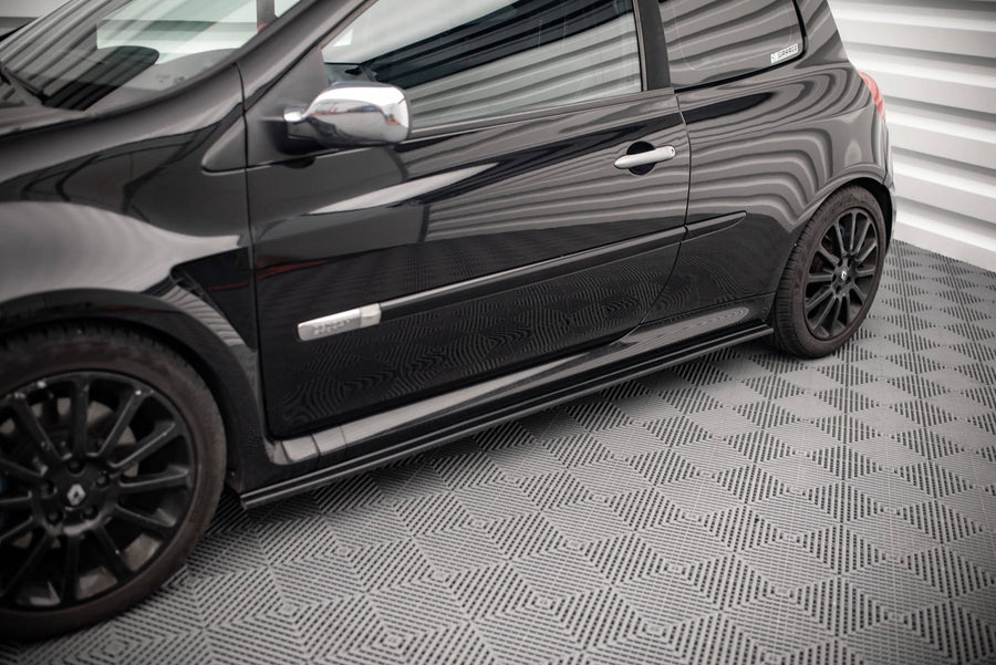 Maxton sideskørter til Renault Clio Mk3 RS – blank sort – billede 1 af 5