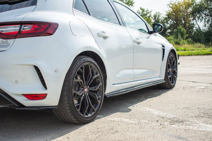 Maxton sideskørter til Renault Megane Mk4 RS – blank sort – billede 1 af 8