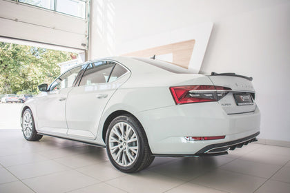 Maxton sideskørter til Skoda Superb Liftback / Combi Mk3 Facelift – blank sort – billede 3 af 7