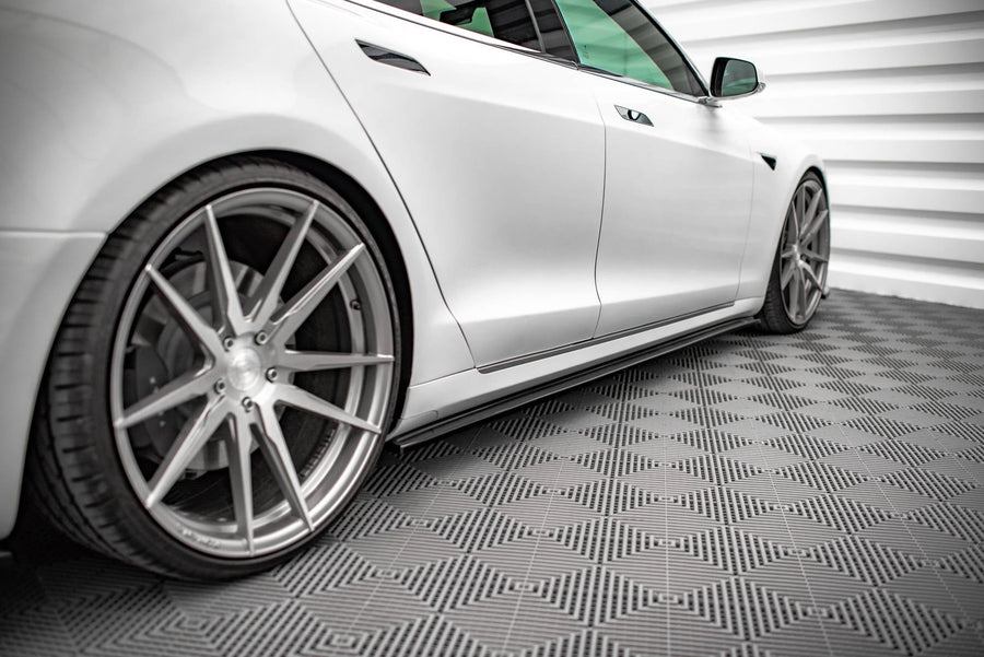 Maxton Side Skirts Diffusers Tesla Model S Facelift - Gloss Black
