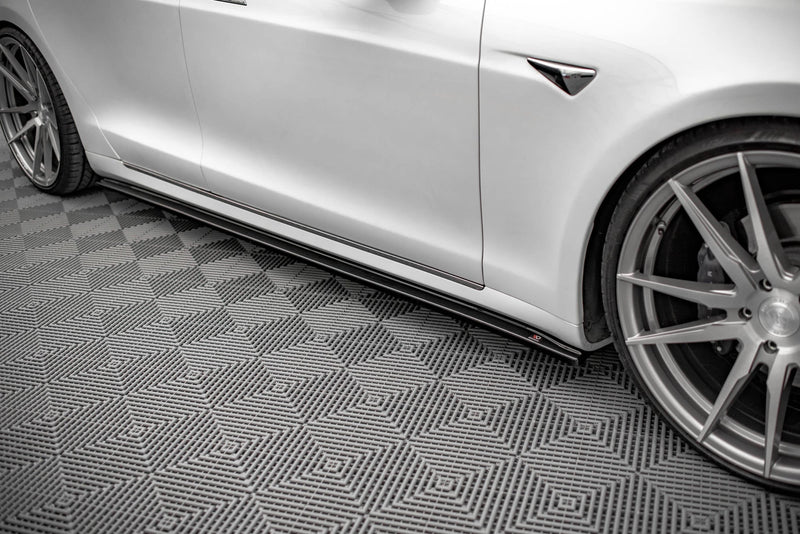 Maxton Side Skirts Diffusers Tesla Model S Facelift - Gloss Black