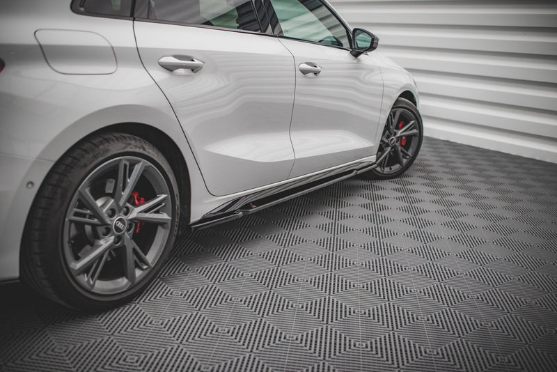 Maxton sideskørter til Audi S3 / A3 S-Line Sportback / Sedan 8Y / 8Y Facelift – blank sort – billede 1 af 6