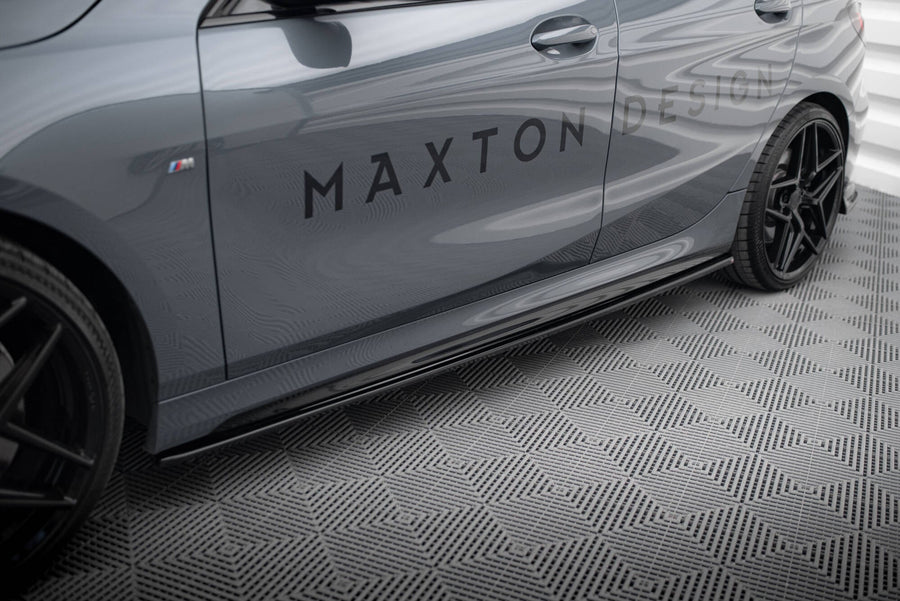 Maxton sideskørter til BMW 1 M-Pack / M135i / 128ti – blank sort – billede 1 af 5