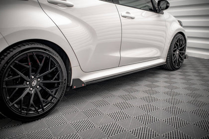Maxton Side Skirts Diffusers  V.1+ Flaps Toyota Yaris Mk4 - Gloss Black
