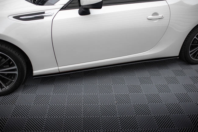 Maxton sideskørter til Subaru BRZ Mk1 / Mk1 Facelift / Toyota GT86 Facelift – blank sort – billede 1 af 5