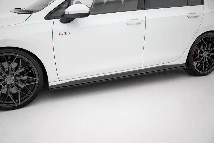 Maxton sideskørter til Volkswagen Golf GTI / GTE / GTI Clubsport / GTD / R-Line Mk8 – blank sort – billede 1 af 8